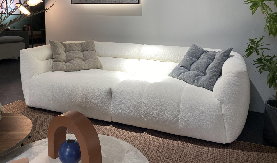 DA-337 Compact Sofa