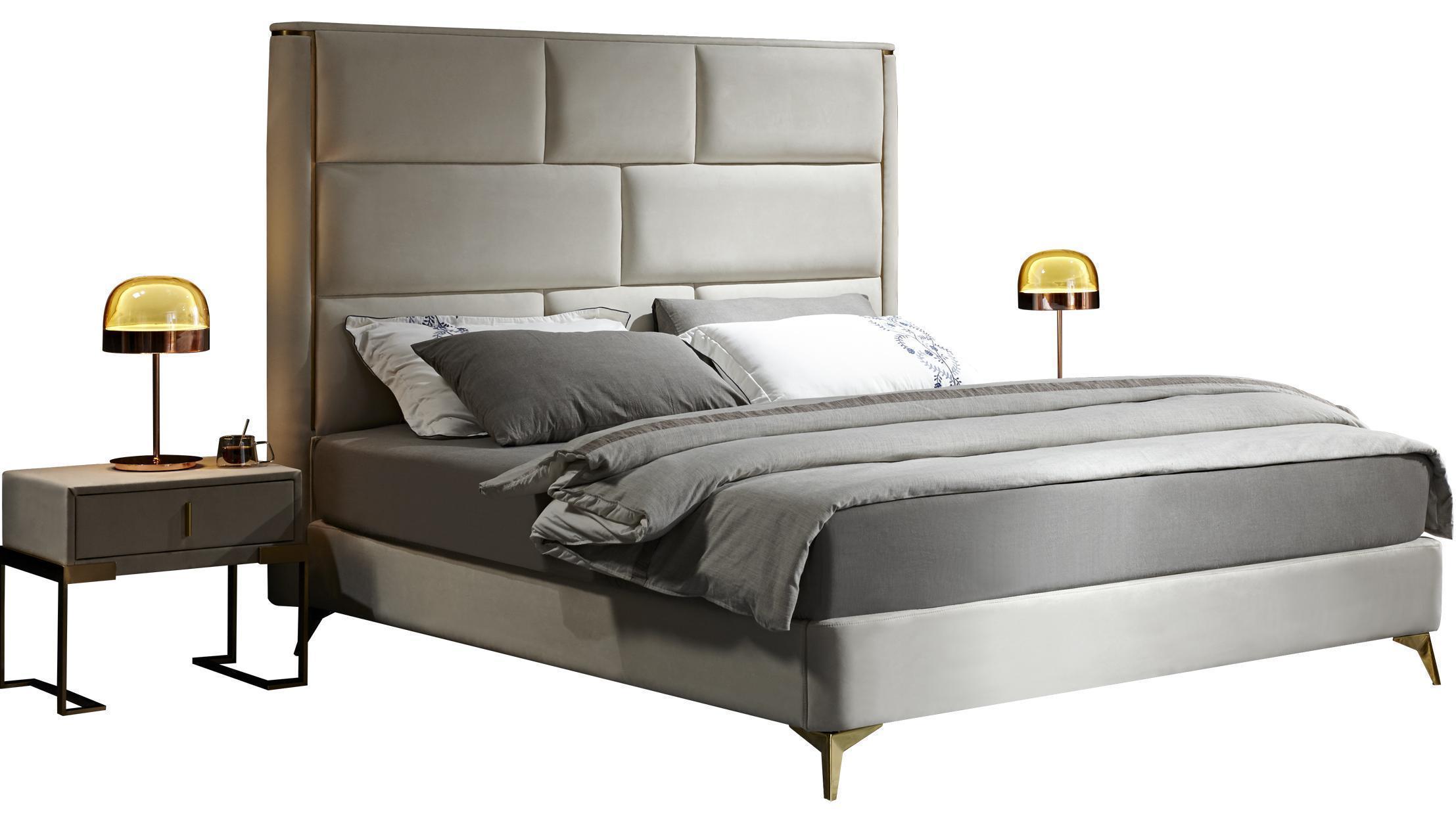 SK39 Upholstered Bed