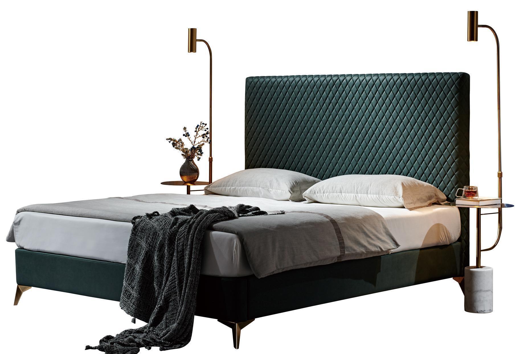 SK73 Upholstered Bed