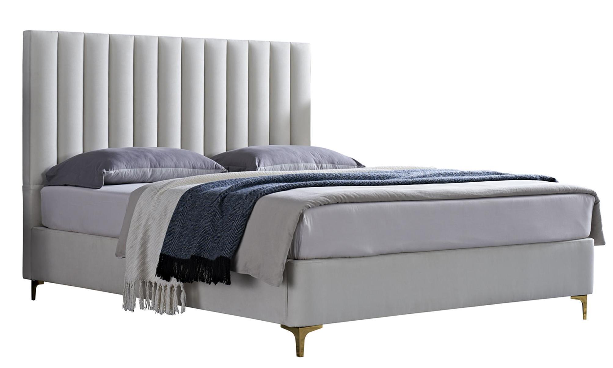 SK107 Upholstered Bed