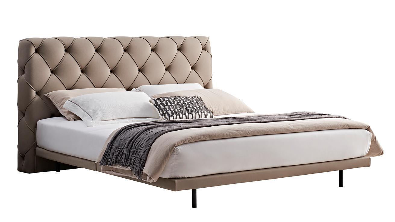 SK116 Tufted Upholstered Bed