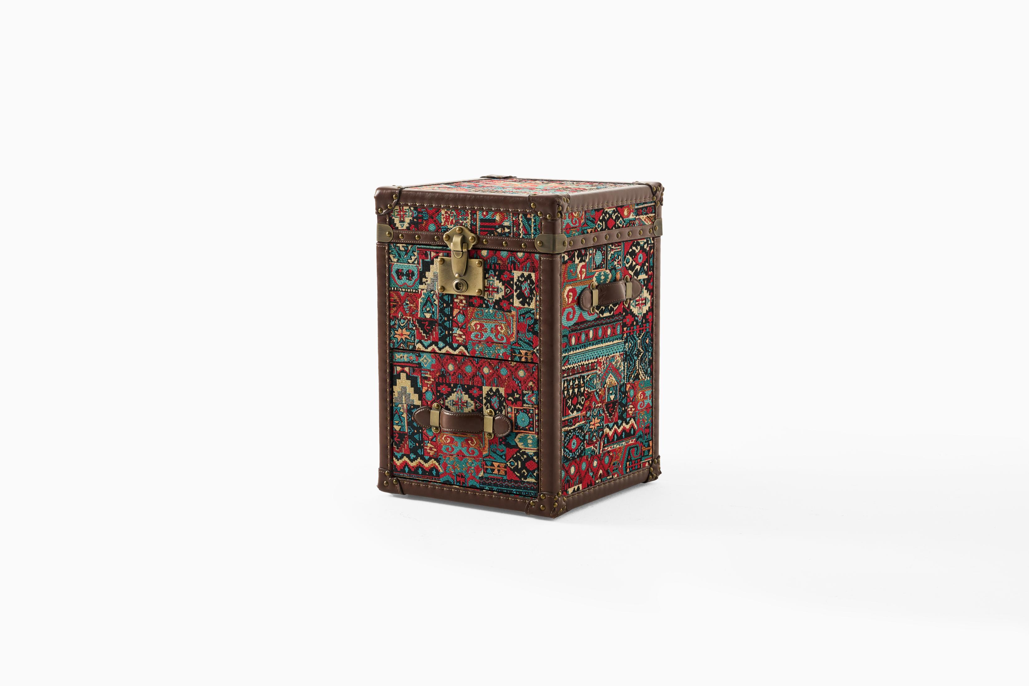 Y519 Vintage Storage Cabinet