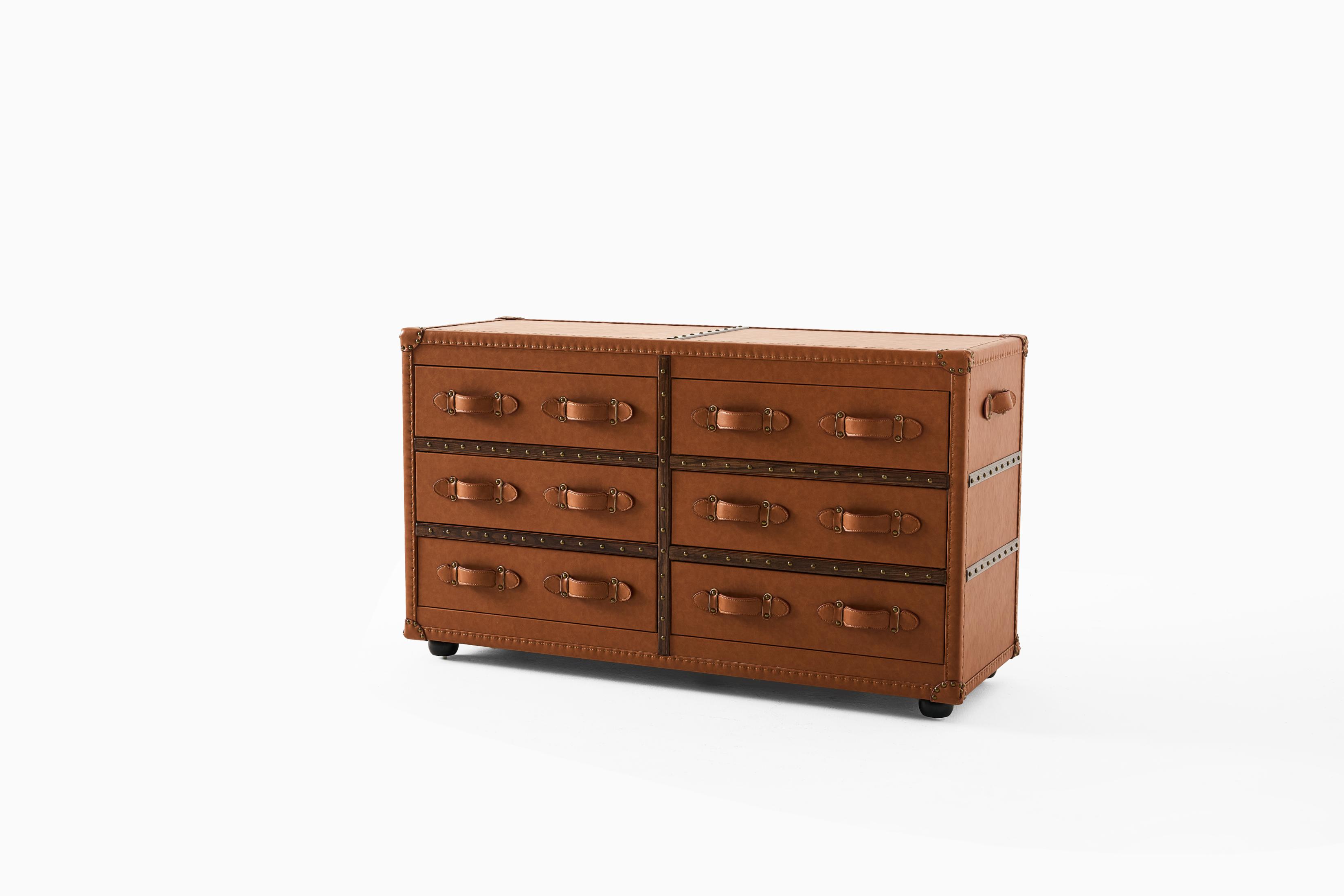 Y9010 Vintage Leather Chest of Drawers