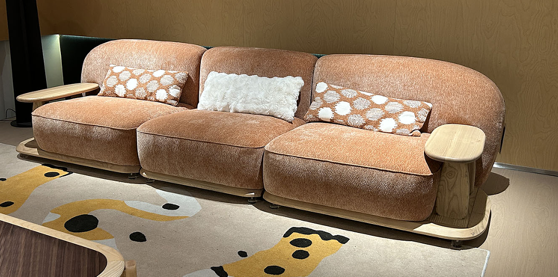 Fabric & Wood 'Nuomi' Sofa