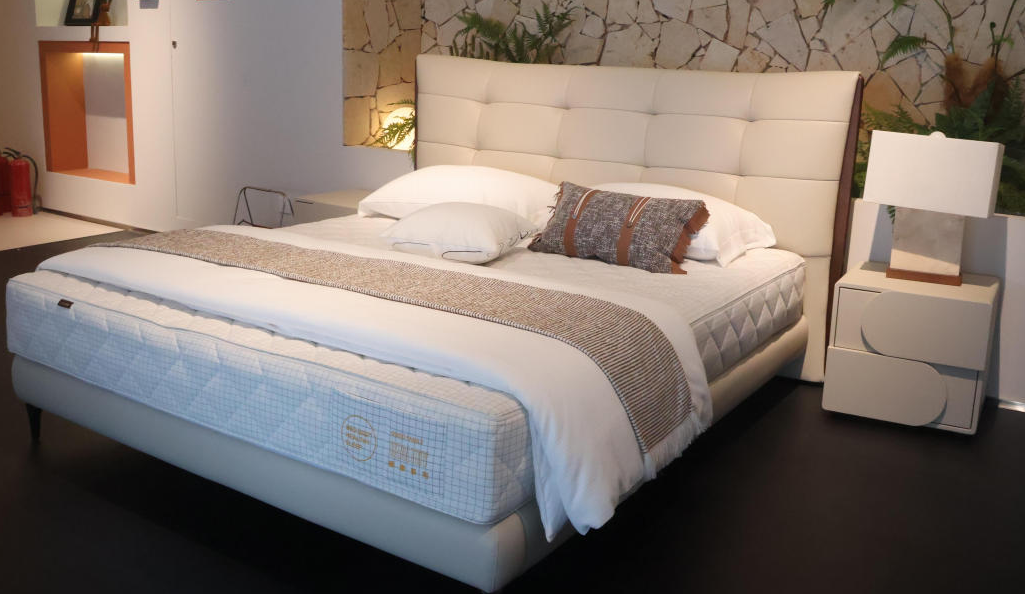 B23 Starry Bed