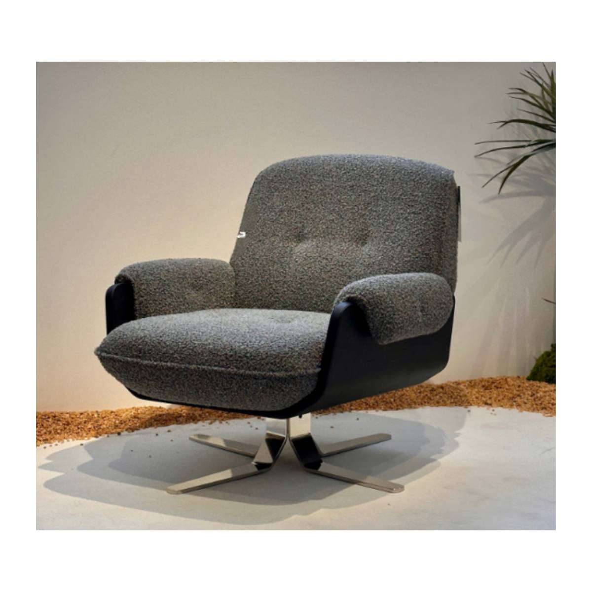Laurel Lounge Chair