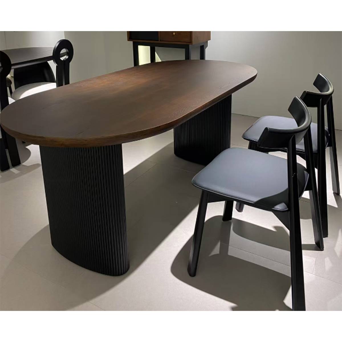 Dining Table (Z69-2568)