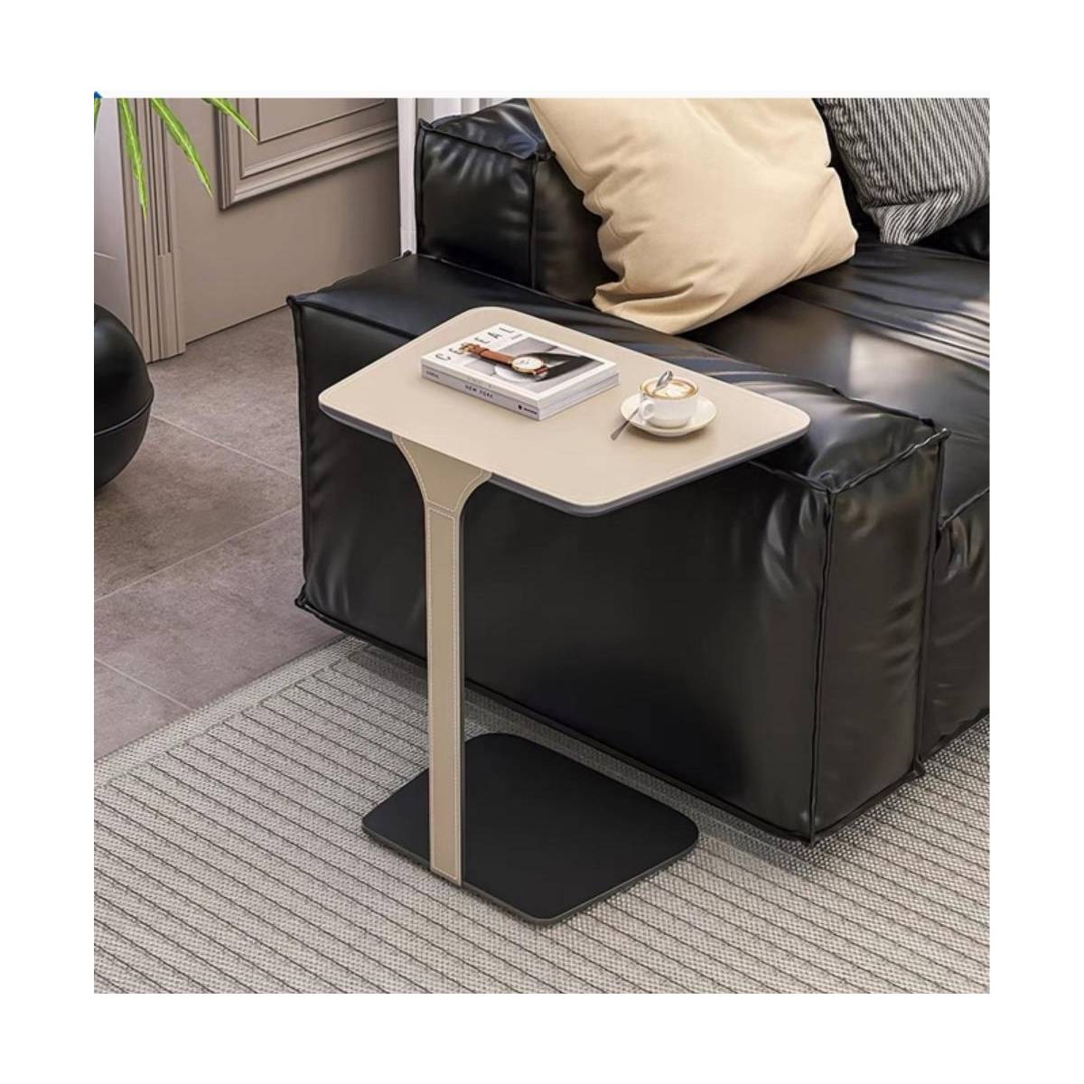 Saddle Leather Side Table (Z60-B17)