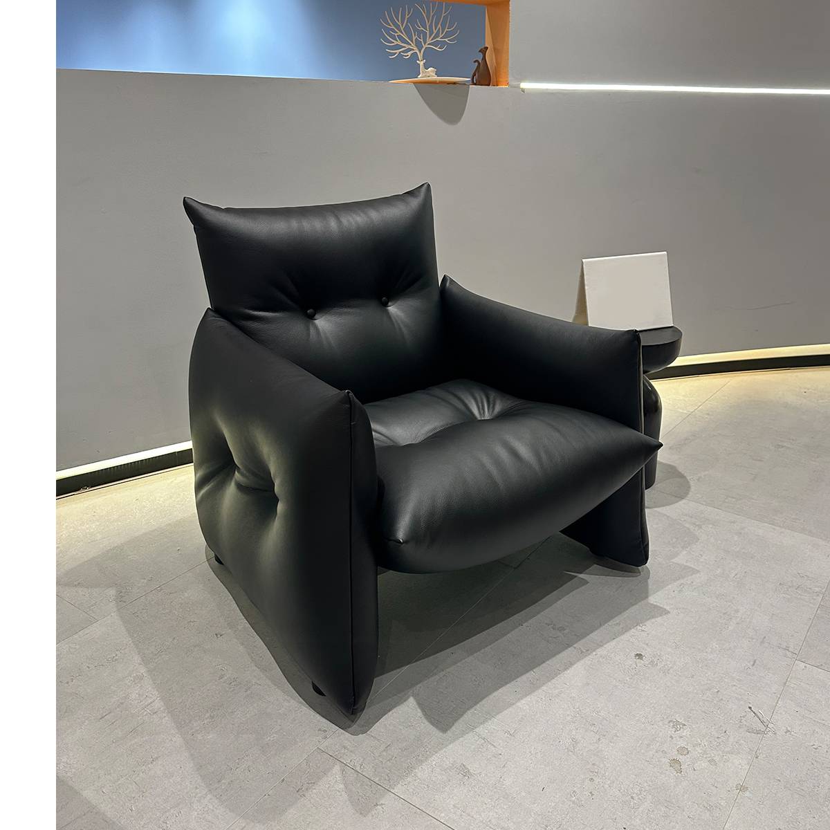 Lounge Chair (Z48-Y655A)