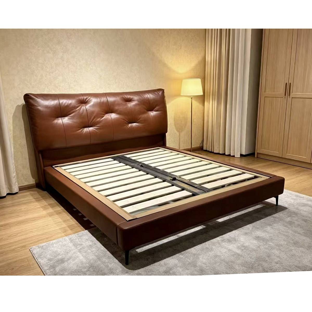 Top-Grain Leather Soft Bed (A19-208)
