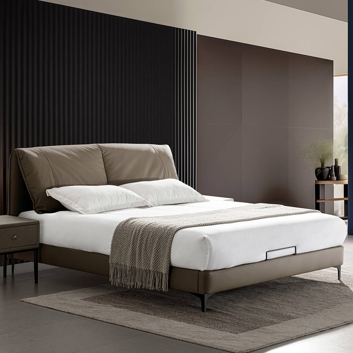 Elephant Ear Bed (B02-4109)