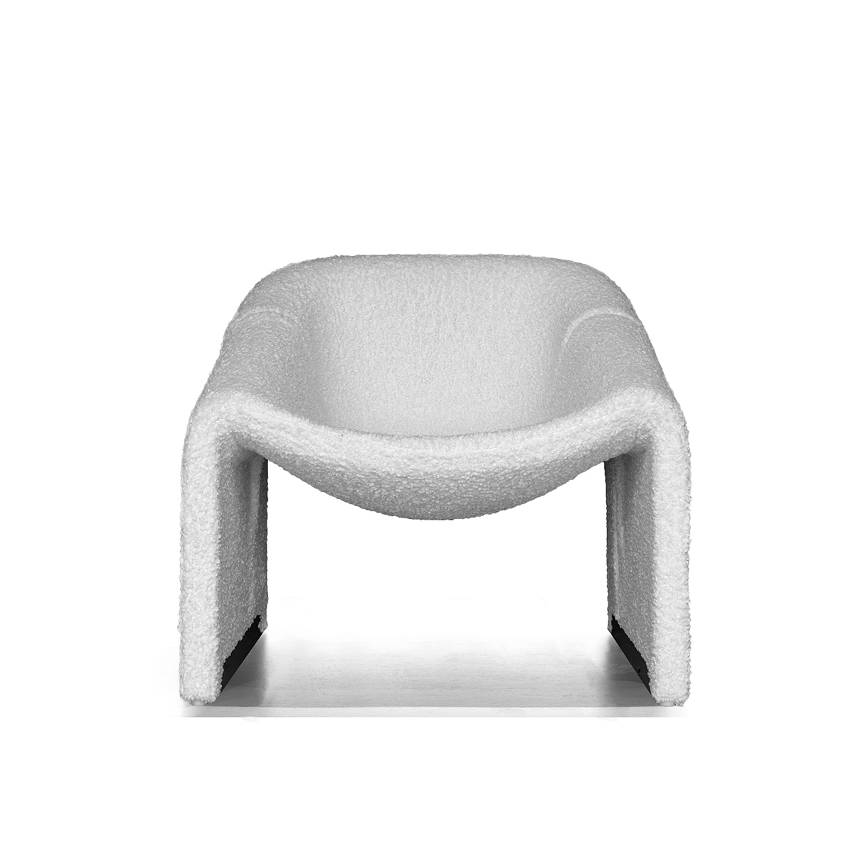 Front view of white sheepskin lounge chair