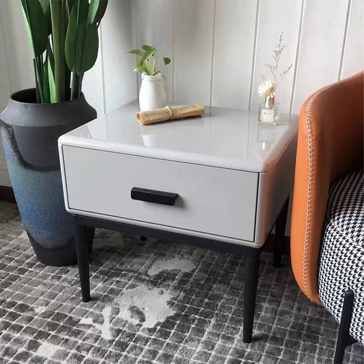 Bedside Table (Z36-730-2)