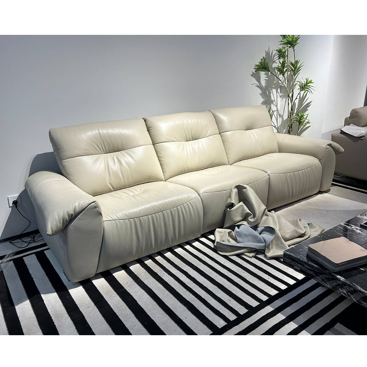 Product image thumbnail 5