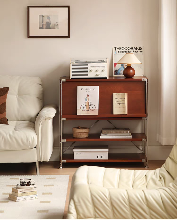 Text graphic describing the square and elegant design of the sideboard