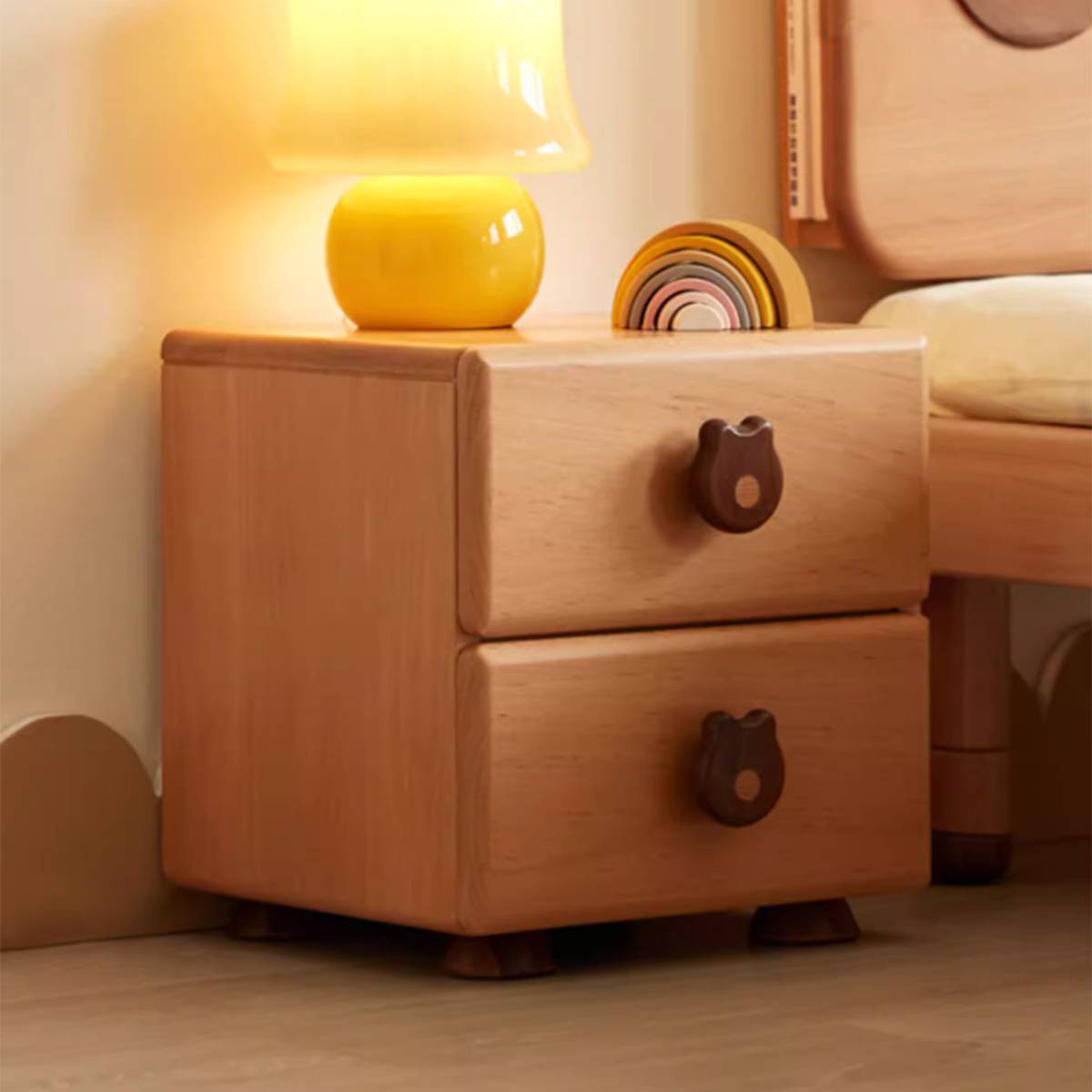 Aile Bedside Table (Bear) (Z52-E2027)