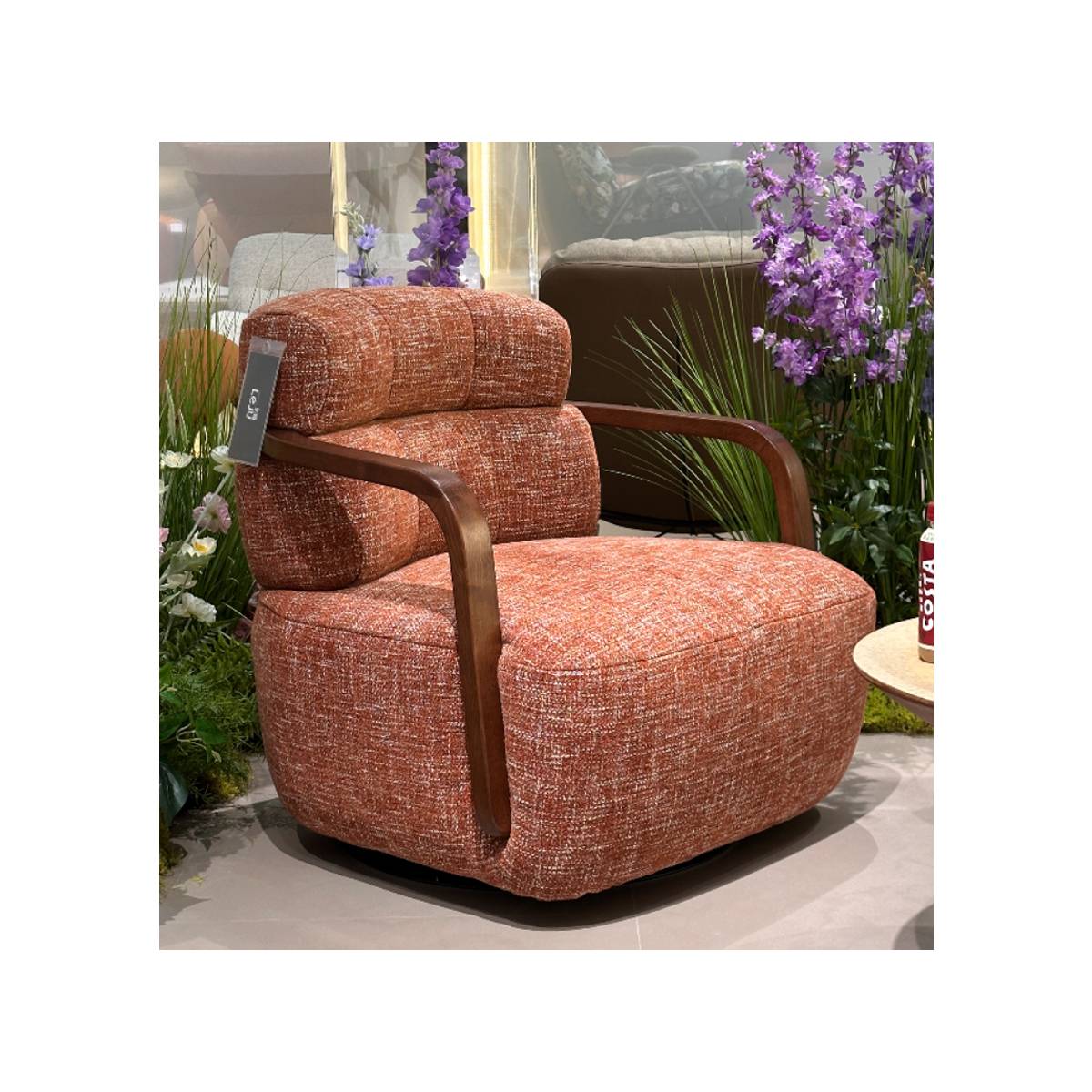 Z42-LJ Mu Jia Lounge Chair