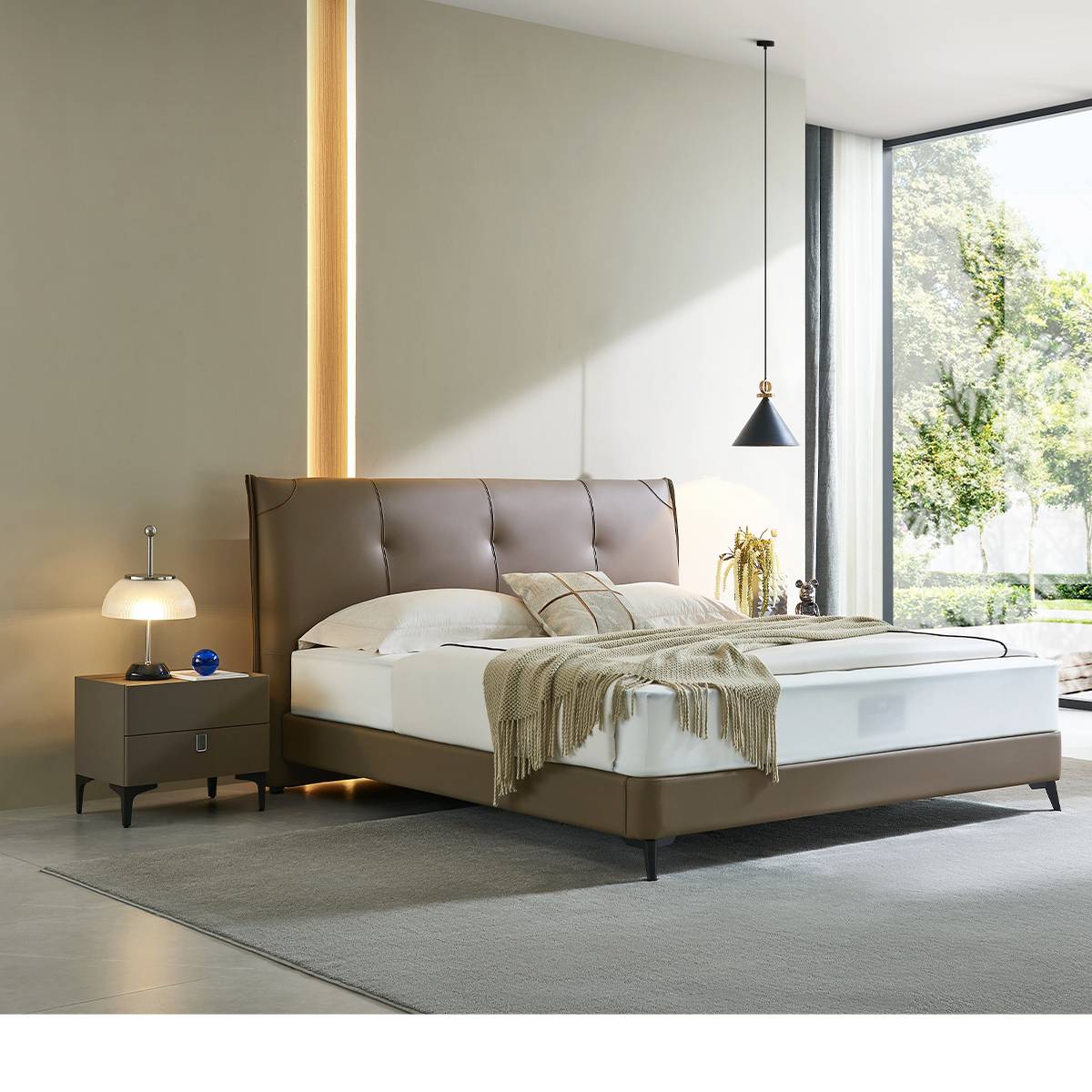 Top-Grain Leather Soft Bed 1.8M (B22-M608)