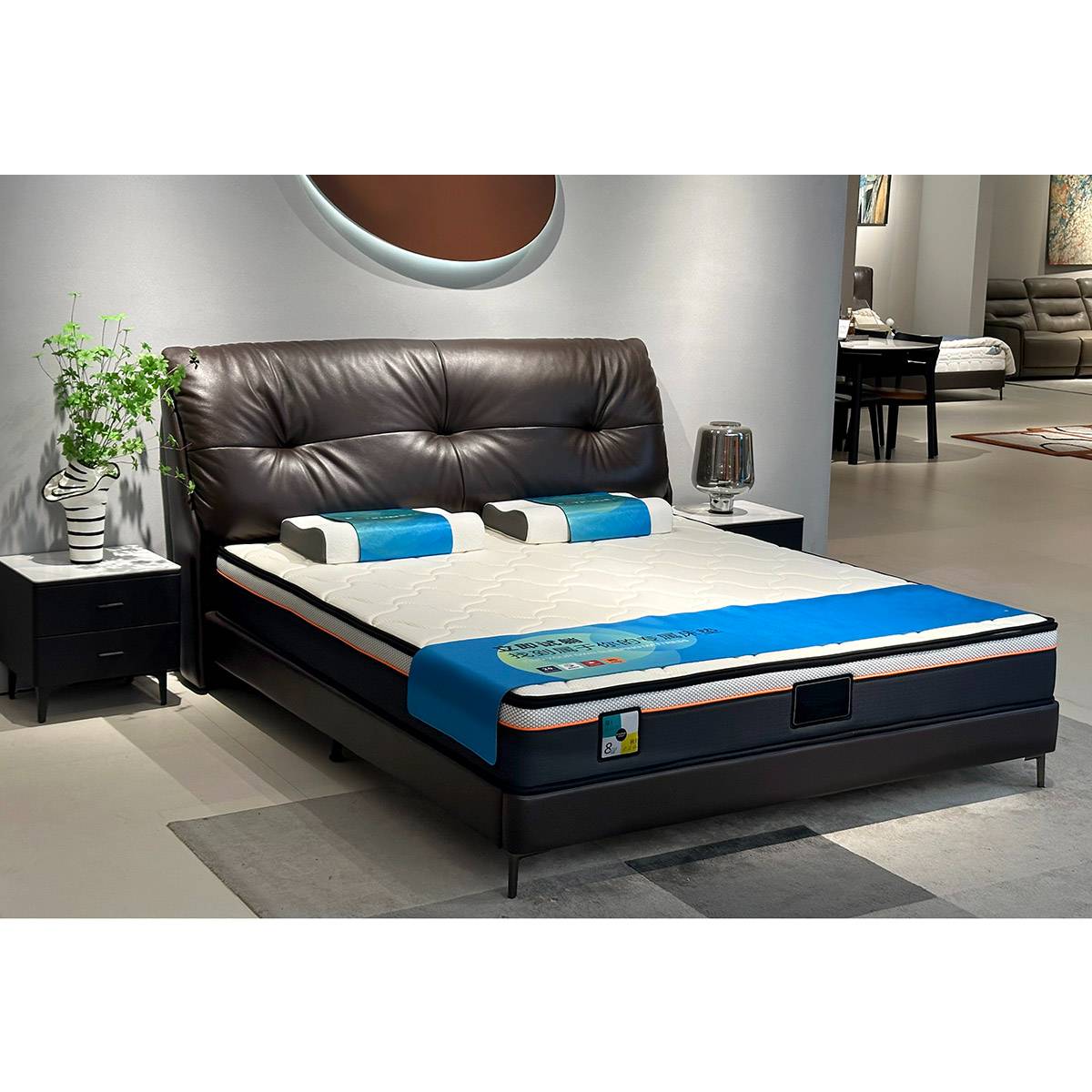 Product image thumbnail 3