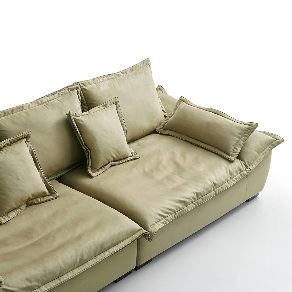 Close-up of the right side cushions and seat