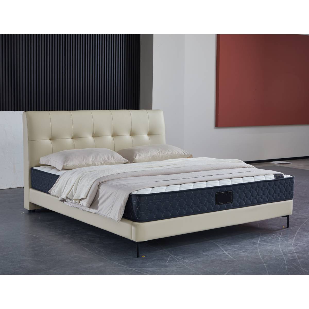 Top-Grain Leather 1.8M Soft Bed (A21-2542)