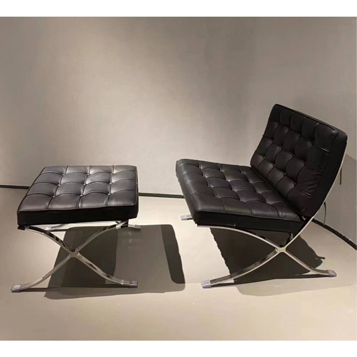 Barcelona Chair (Z48-Barcelona Chair)