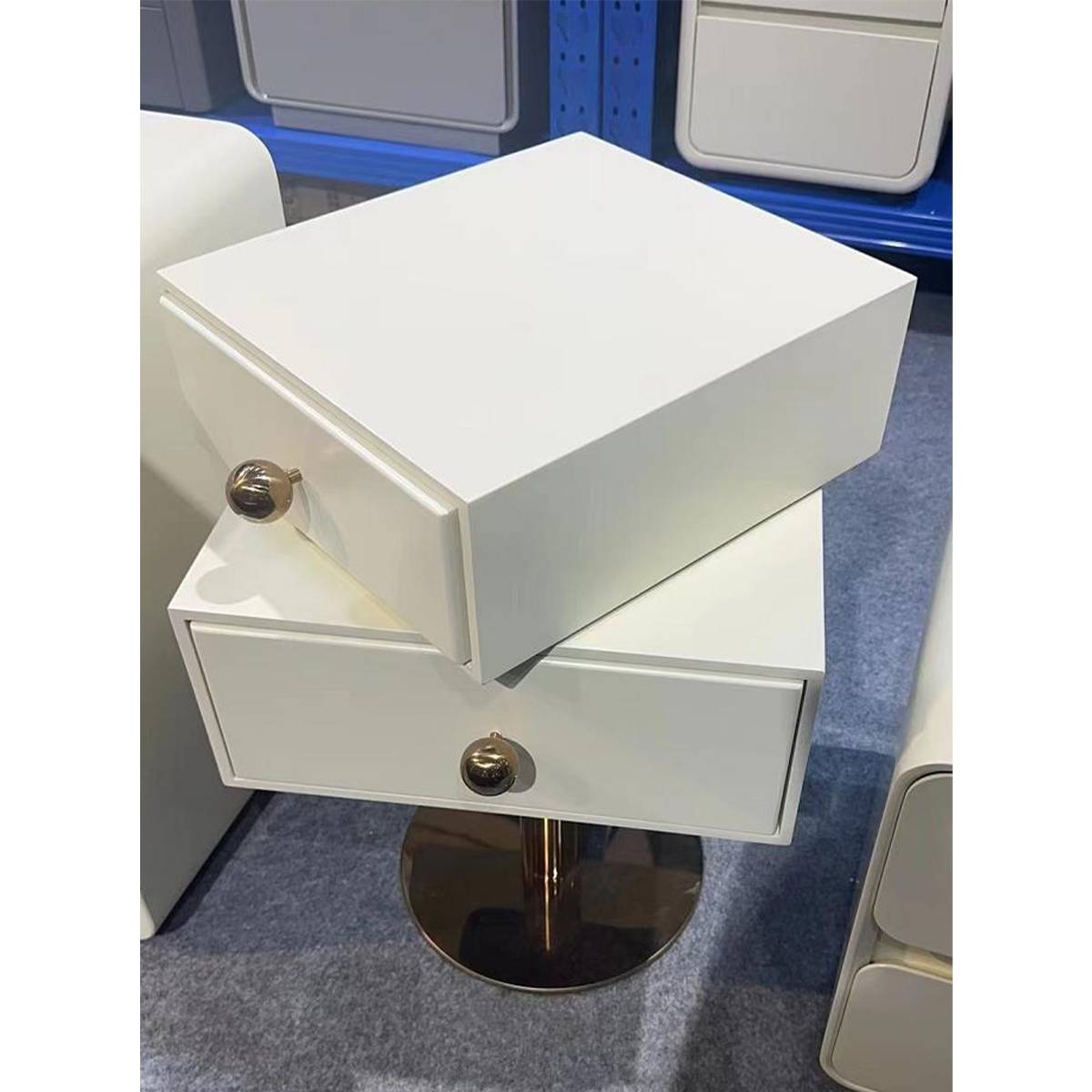 Bedside Cabinet (Model Z35-18)