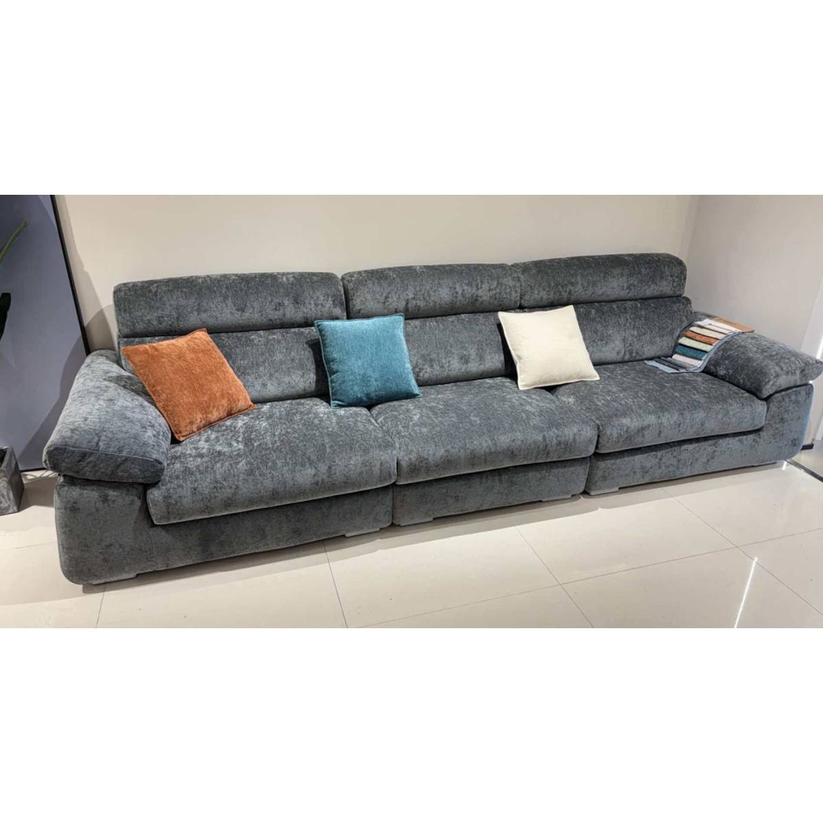 Fabric/Eco-Leather Straight Sofa (A01-2657)
