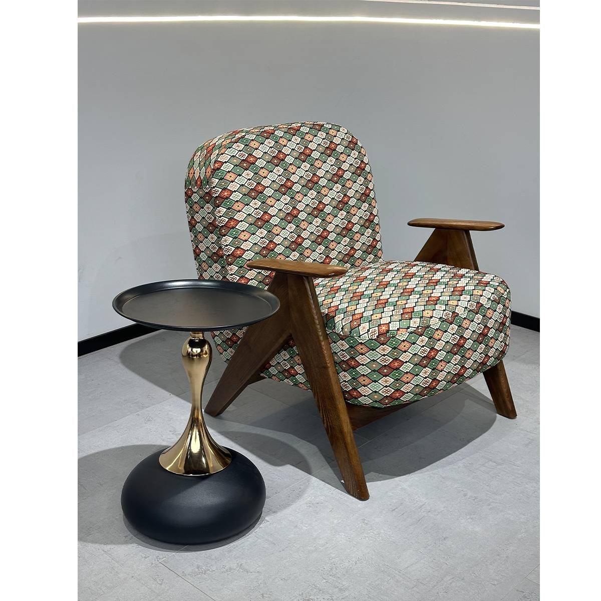 Lounge Chair (Z48-Y595)