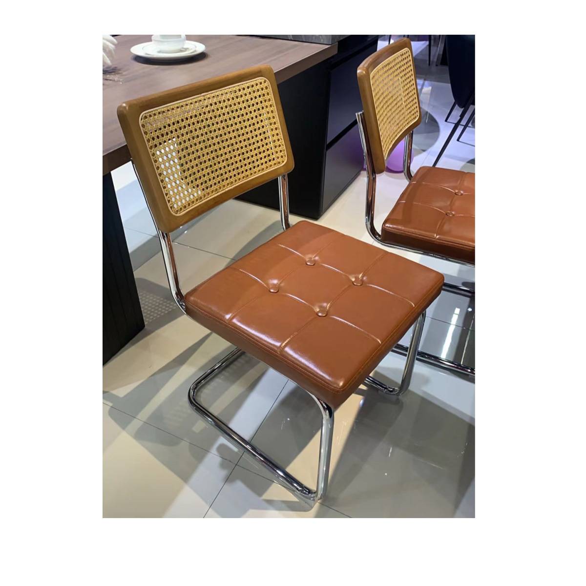 Mid-Century Arched Chair (A73-Arched Chair)