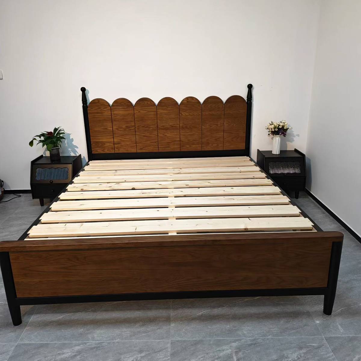 Mid-Century Solid Wood Bed (A76-303 Wood)