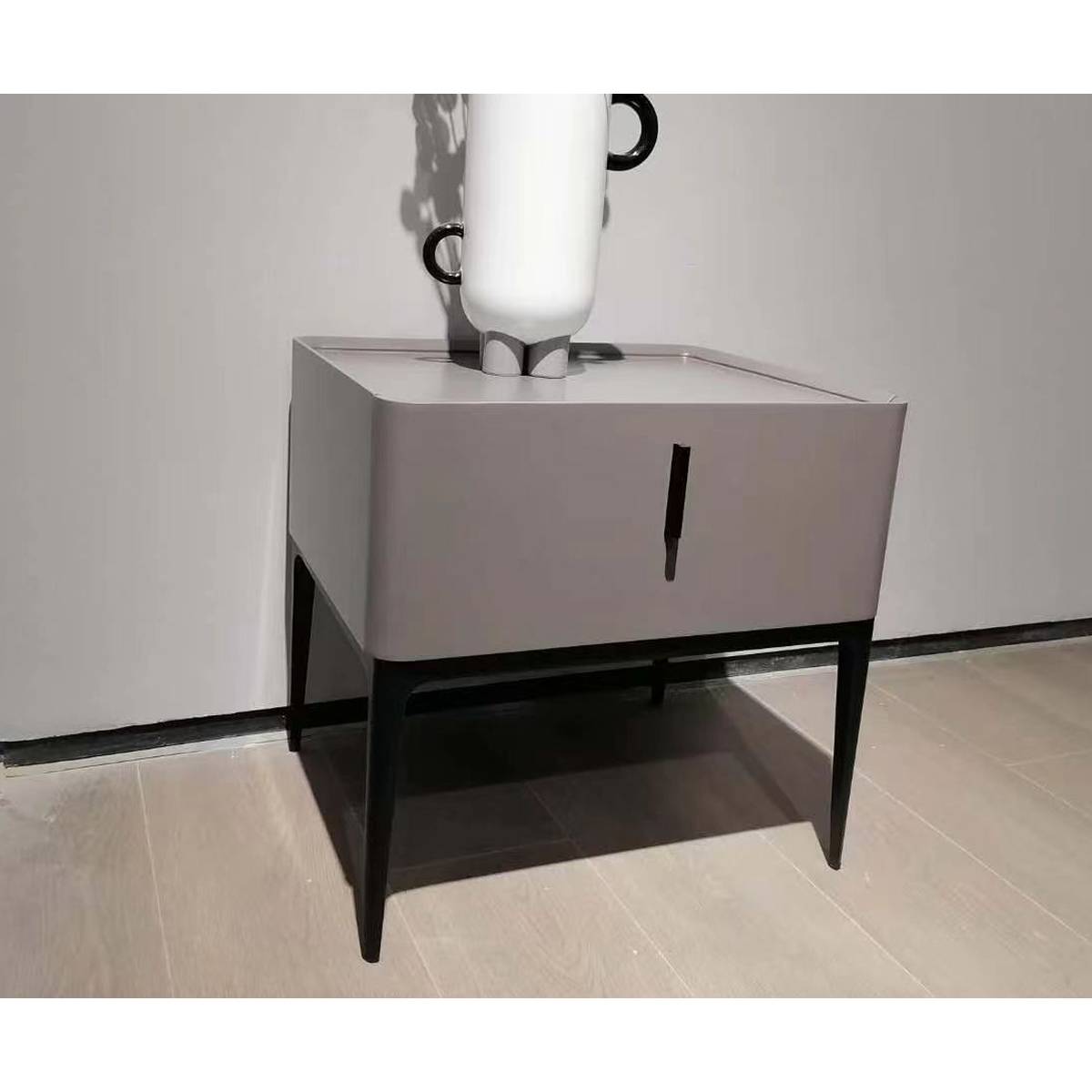 Bedside Cabinet (Z35-600 Cabinet)